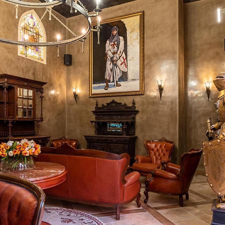 Alchemist Residence Von Goldenburg Belashtitsa Zewnętrze zdjęcie