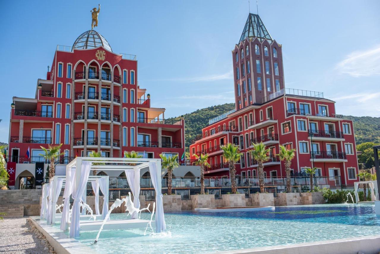 Alchemist Residence Von Goldenburg Belashtitsa Zewnętrze zdjęcie