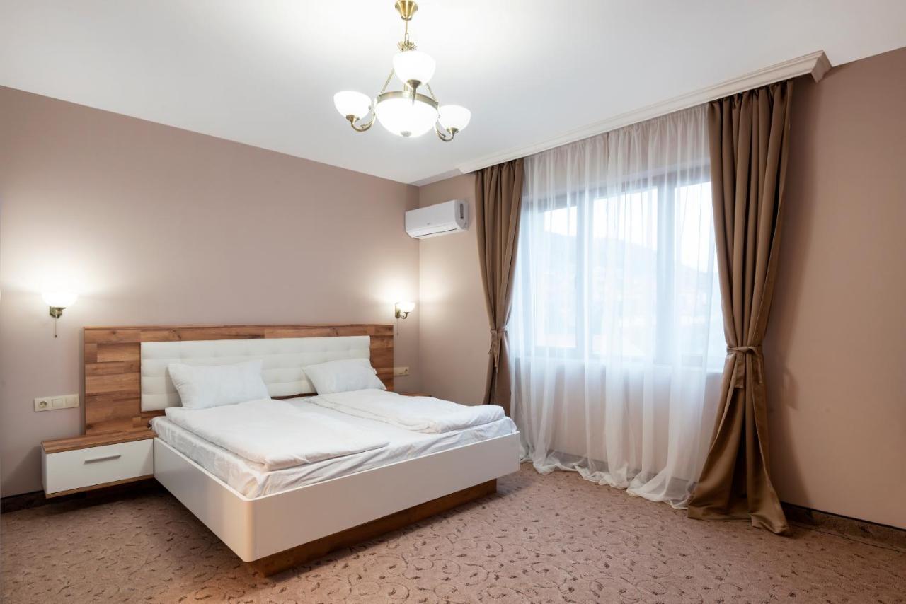 Alchemist Residence Von Goldenburg Belashtitsa Zewnętrze zdjęcie